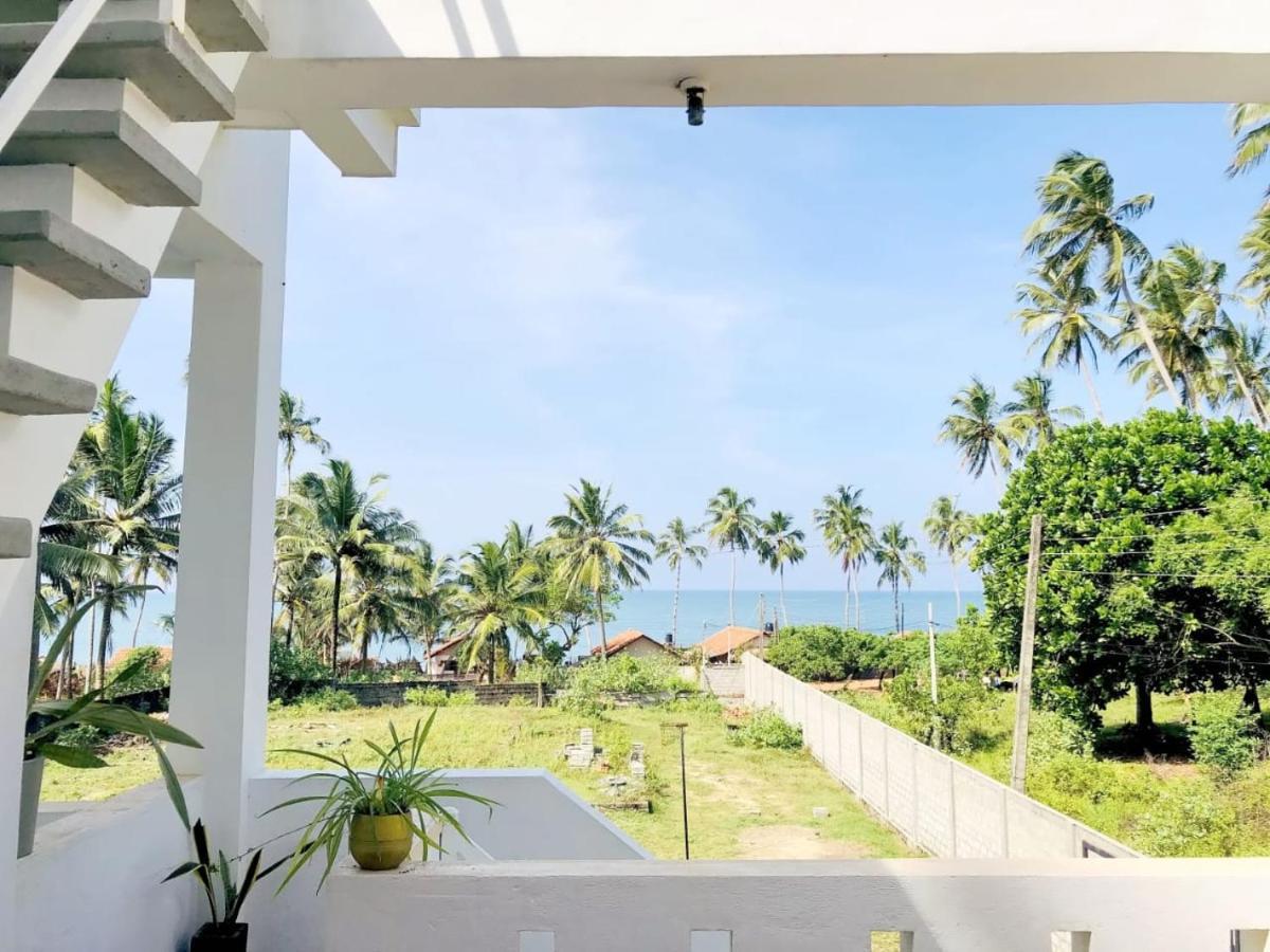 Ayona Beach Villa Katuneriya 외부 사진