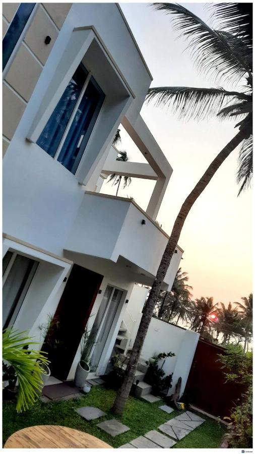 Ayona Beach Villa Katuneriya 외부 사진