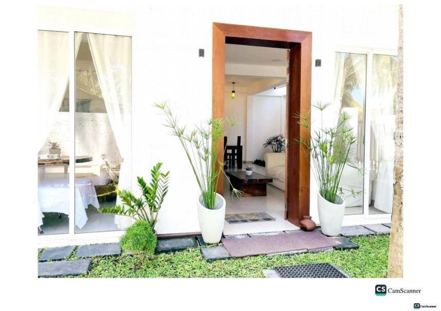 Ayona Beach Villa Katuneriya 외부 사진