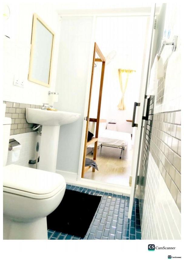 Ayona Beach Villa Katuneriya 객실 사진